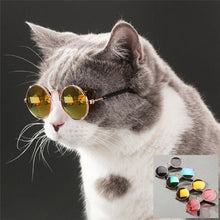 Load image into Gallery viewer, 2020 New Doll Toy Cool Sunglasses For American toy Baby toy Pet Photo Prop Pet Glasses Doll Sunglasses Pet Cat Eye Protection